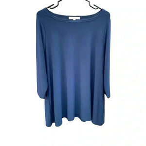 Simpli blue tunic, 3/4 sleeves,  stretchy boat neckline, easy care, packable